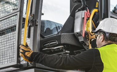 TIPS FOR CLEANING AND DISINFECTING CONSTRUCTION EQUIPMENT CABS