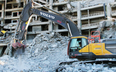 Volvo Demolition Cleanup Excavator