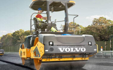 Volvo breakdown compactor compacting asphalt